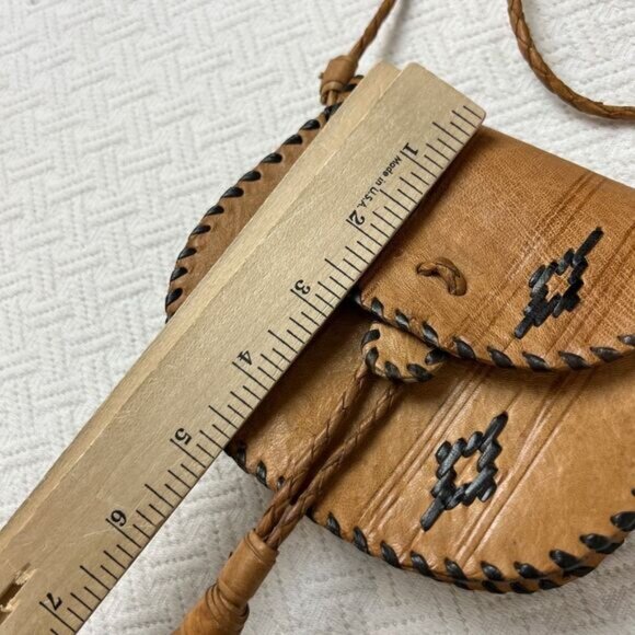 Vintage Handmade Native American BOHO Crossbody Bag Purse Leather Western Countr - Picture 7 of 14